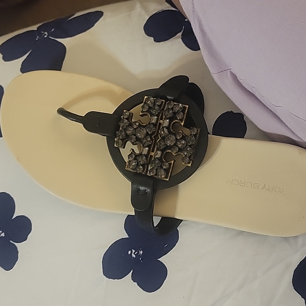 Tory burch sandle